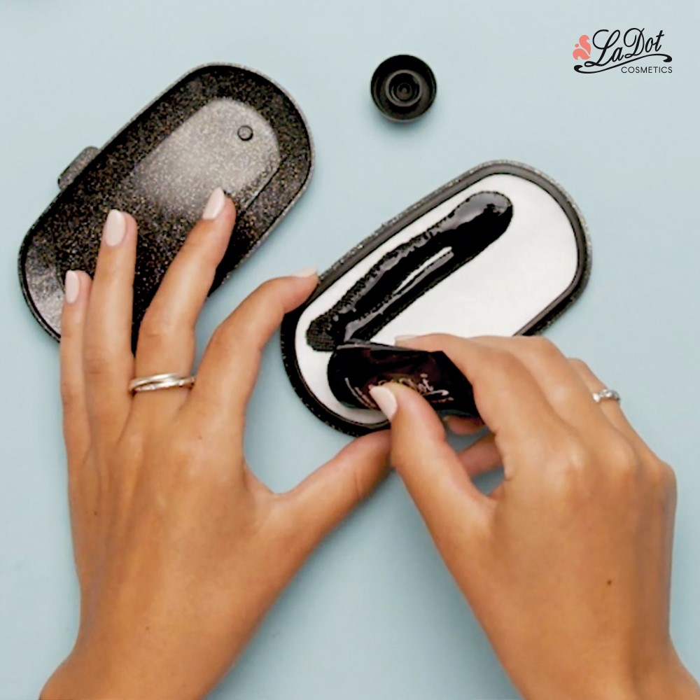 temporary tattoo Tube Make-up black 15 ml, For woman and childeren, skin safe tattoo, Ephemeral Tattoo Stamp for Body and Arm, Water Resistant